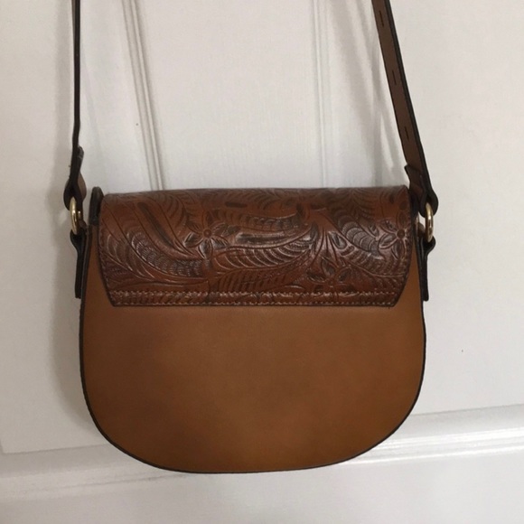 Brown crossbody vegan embossed flap purse - Picture 5 of 6